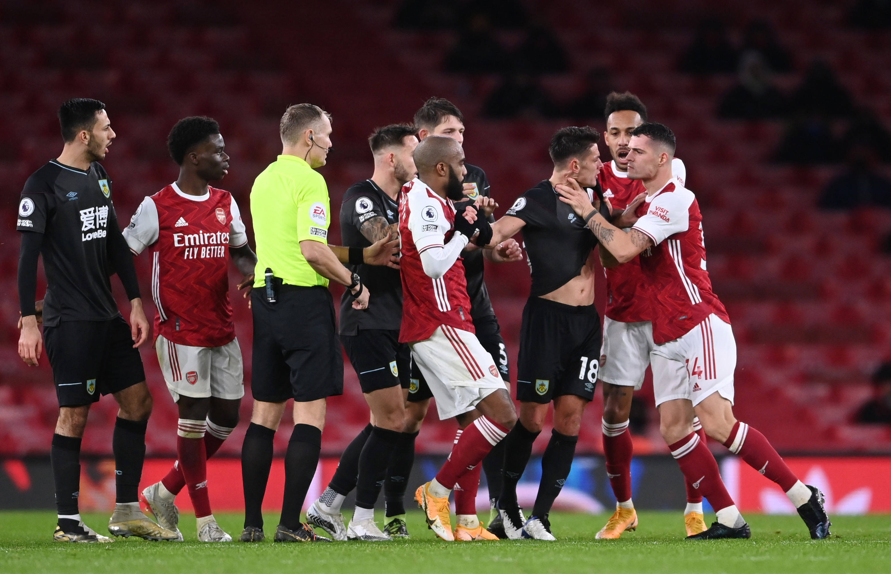 未轻易缴械 未轻易缴械