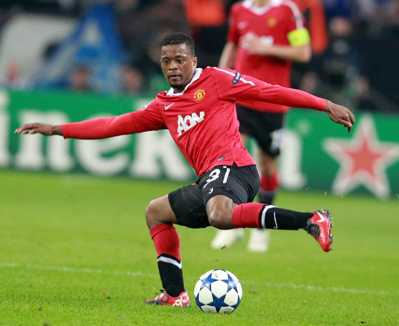 他们拼的不 他们拼的不